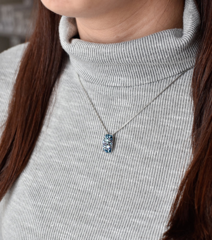 Strieborný prívesok s krištáľmi Swarovski modrý obdĺžnik 34194.3 blue style