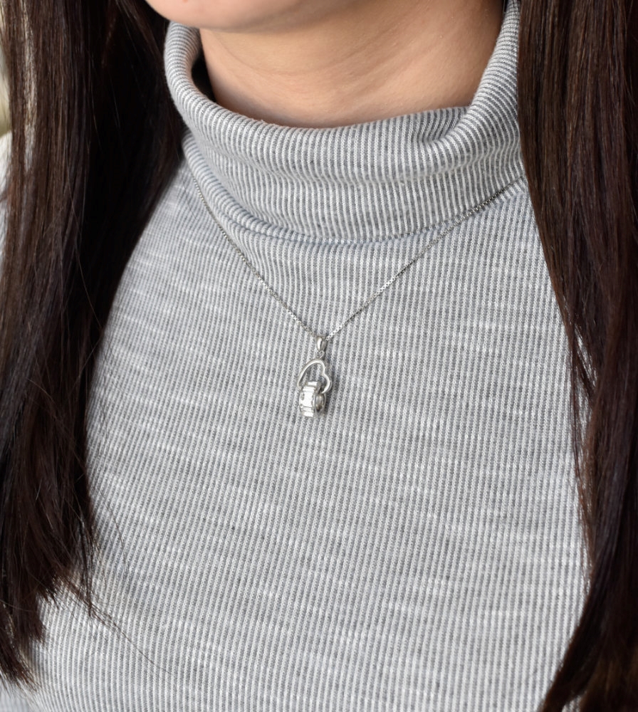 Strieborný prívesok s krištáľmi Swarovski biele srdce 34240.1