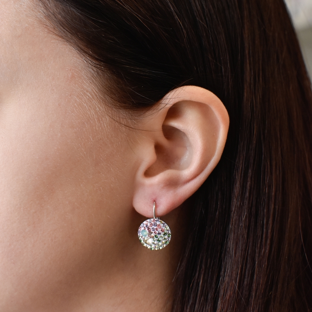 Strieborné náušnice visiace s krištálmi Swarovski mix farieb okrúhle 31176.3 sakura